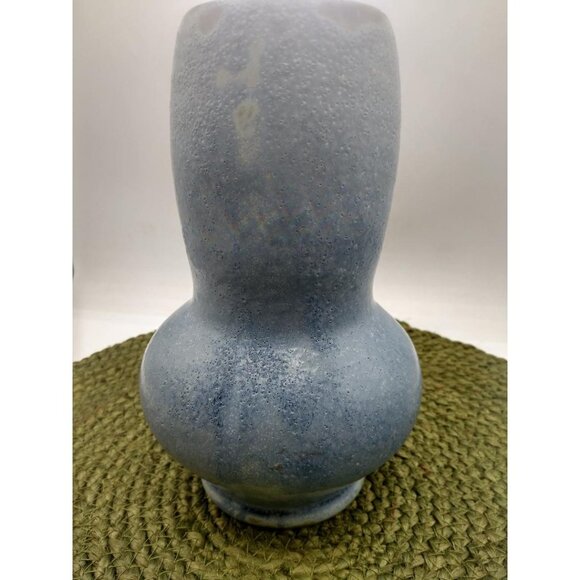 Handcrafted Blue Pottery Vase Signed  7 1/2" Tall With Wide Round Base & Narrow - Picture 8 of 8